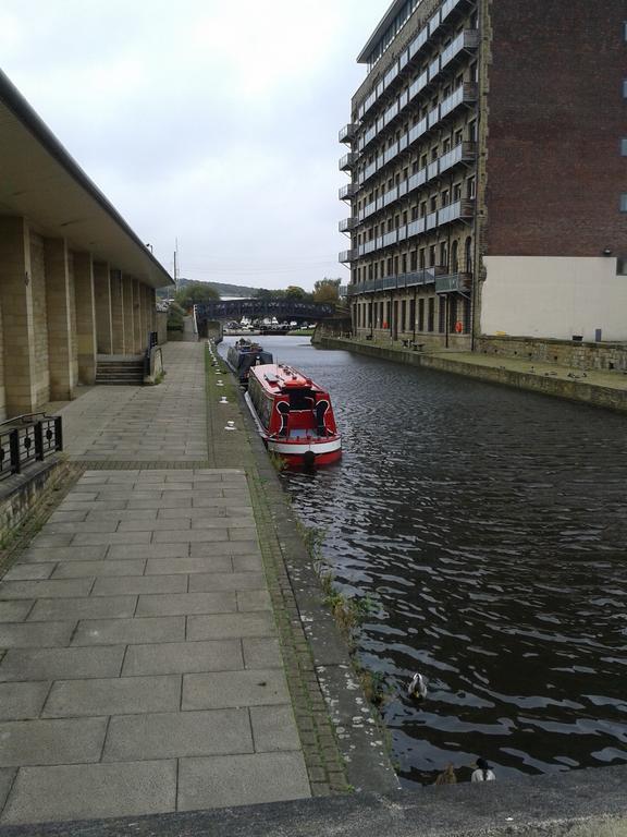 Waterfront Hotel Brighouse Exterior foto
