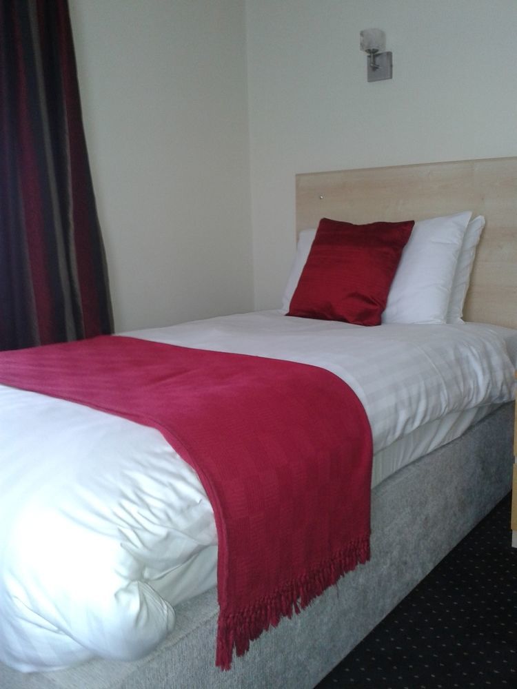 Waterfront Hotel Brighouse Exterior foto